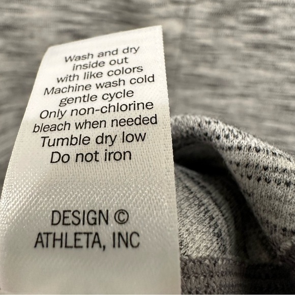 Athleta En Route Light Heather Gray Spacedye Short Sleeve Sweatshirt Dress - Picture 10 of 10